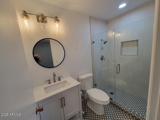 Building Photo - 11832 N Balboa Dr