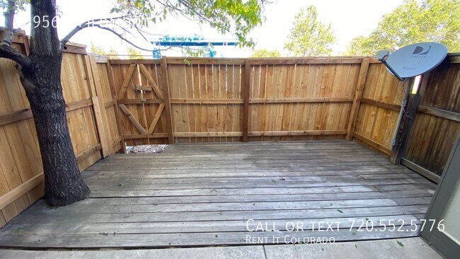 Building Photo - 16956 E Piedmont Dr