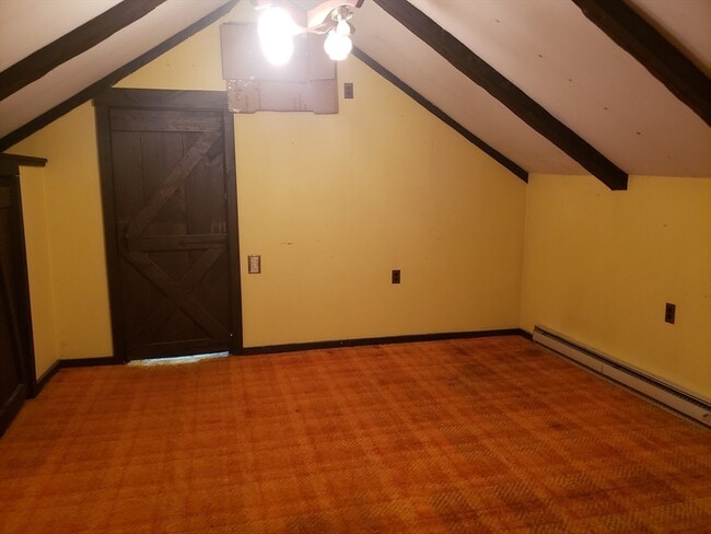 Building Photo - 385 E Broadway