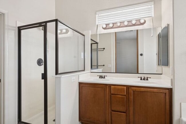 Building Photo - 2763 N Raven