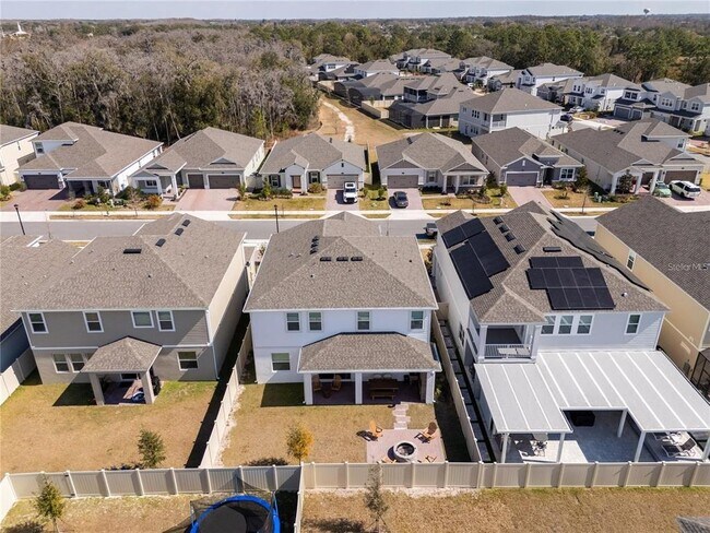 Building Photo - 5090 Shady Pnes Dr