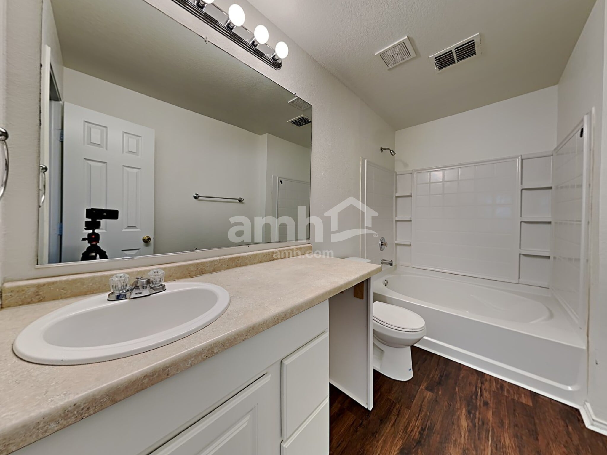 Building Photo - 11909 Grizzly Bear Dr