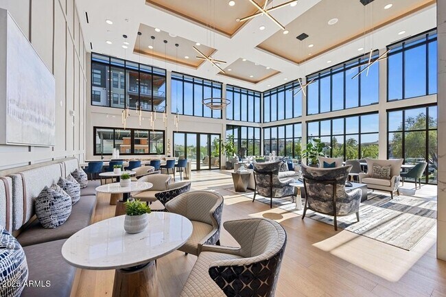 Building Photo - 7111 E Tierra Buena Ln