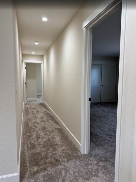 Building Photo - 3729 Cannes Pl