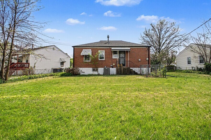 Building Photo - 10205 St Daniel Ln