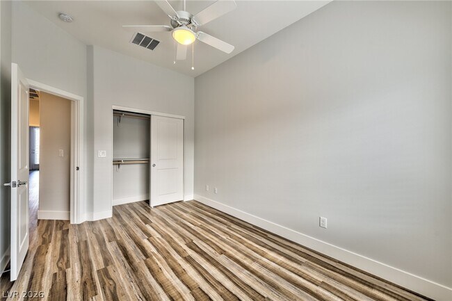 Building Photo - 6434 Spring Jog St