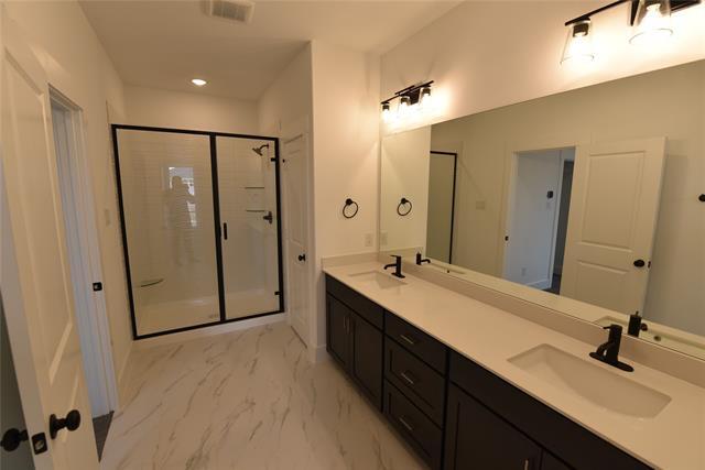 Building Photo - 3860 Keya Dr