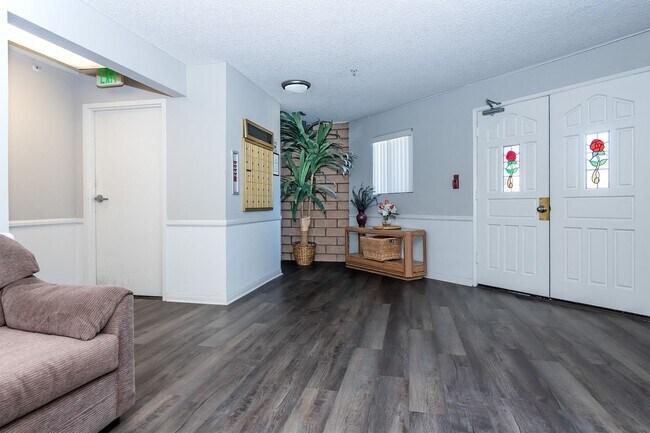 Interior Photo - bir404