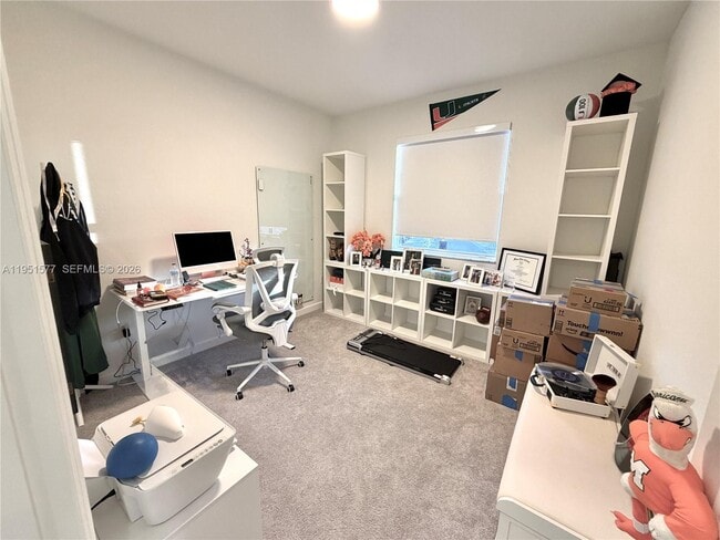 Building Photo - 2661 SE 24th Ct