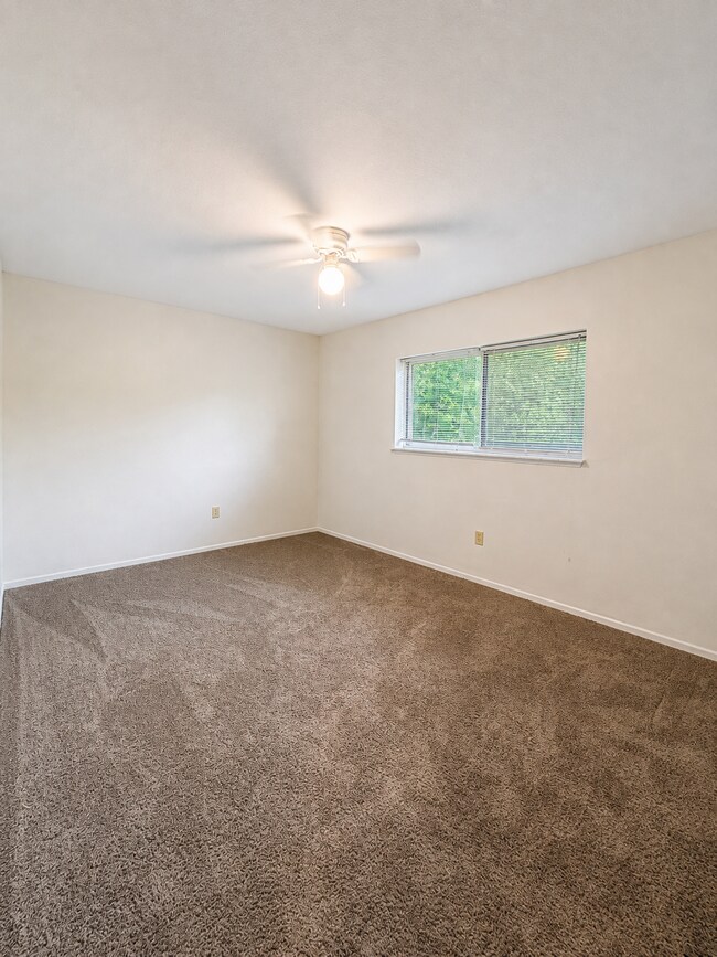 Building Photo - 2601 Tyrell Dr