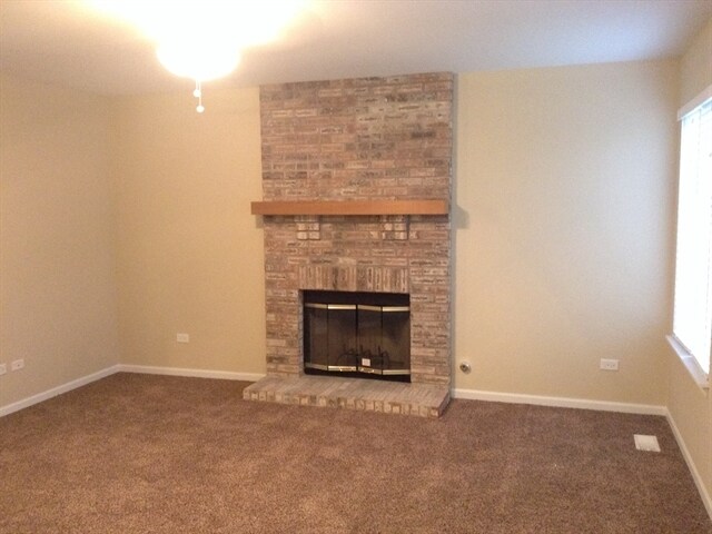 Building Photo - 16458 Coventry Ln