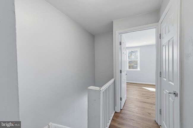 Building Photo - 1063 S Merrimac Rd