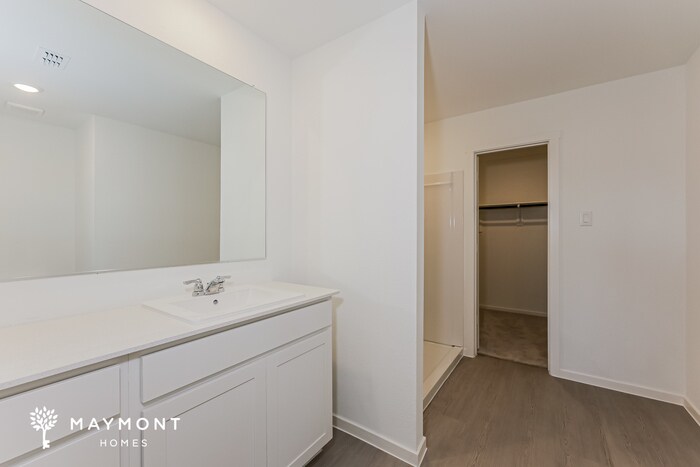 Building Photo - 1837 Javelina St