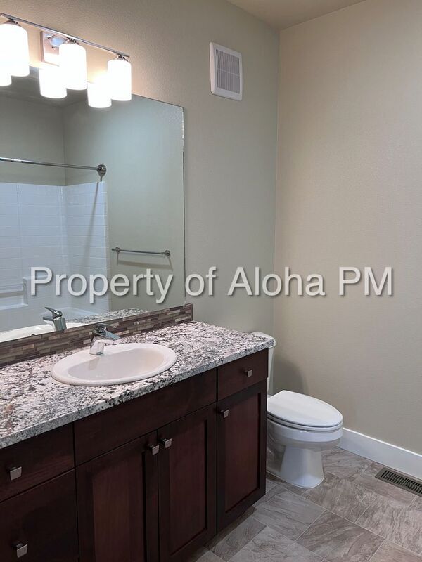 Building Photo - 3558 E Grand Forest Dr