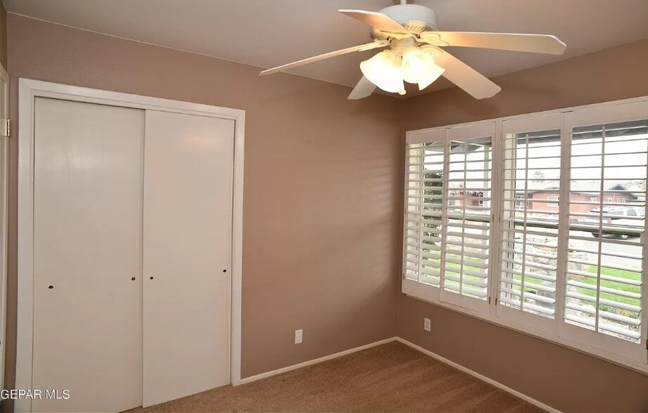 Building Photo - 220 Stratus Rd