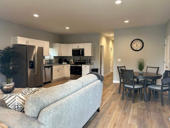 Building Photo - 2809 N Talbott St