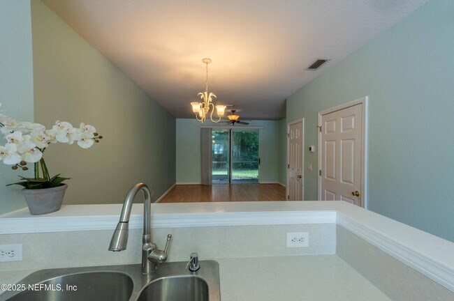 Building Photo - 3483 Lone Tree Ln