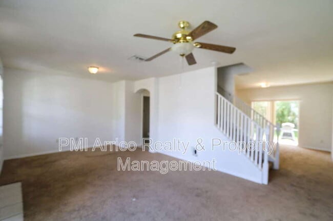 Building Photo - 6142 Olivedale Dr