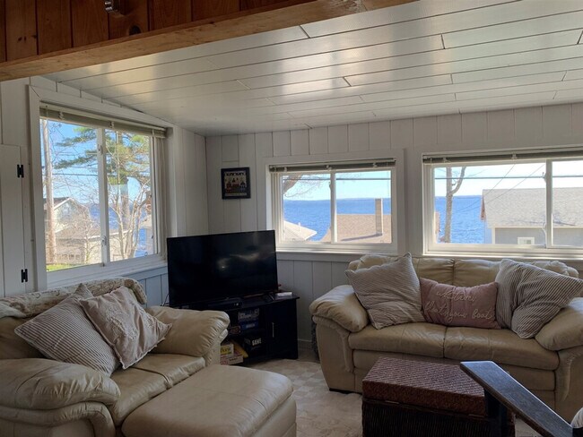 Building Photo - 46 Wards Cove Rd