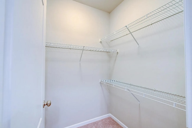 Building Photo - 2233 Egret Crest Ln