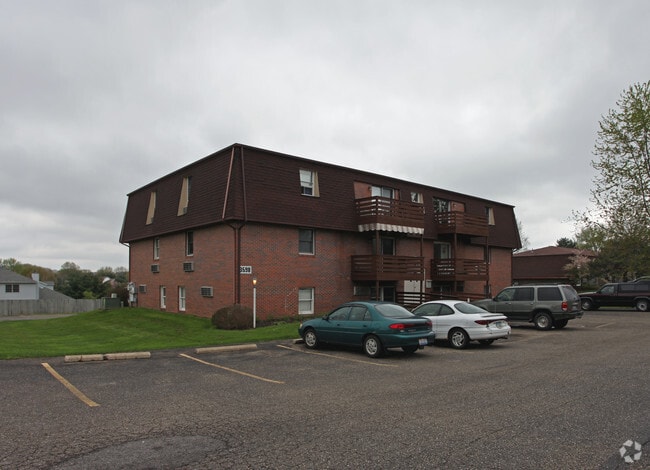 Building Photo - Wales Ridge II Apartments