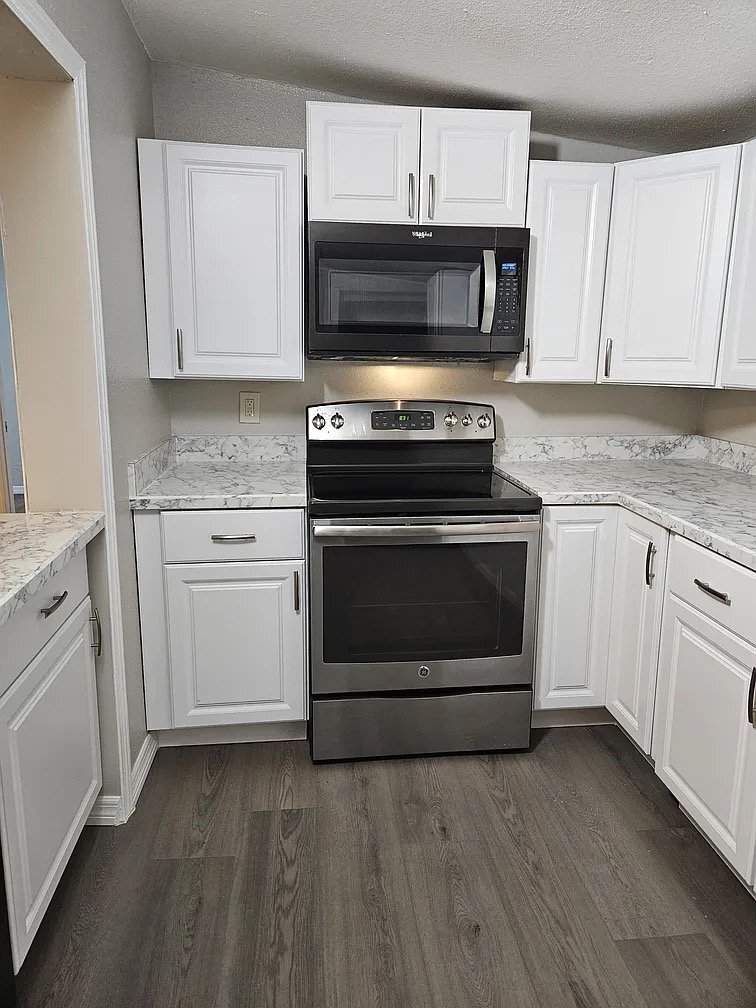 Building Photo - 3705 N Clearfield Ave