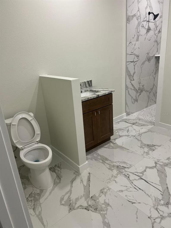 Building Photo - 1207 Crawford Ave