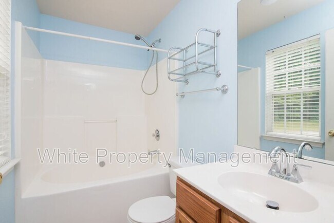 Building Photo - 2836 Oasis Ln