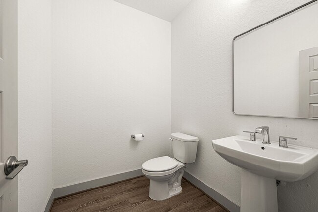 Building Photo - 3539 Gore Creek Dr