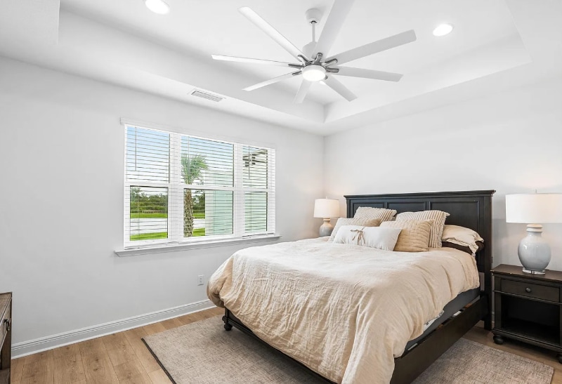 Building Photo - 8570 Island Breeze Ave