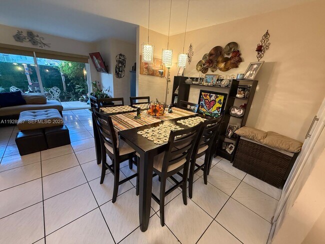 Building Photo - 4210 NW 79th Ave