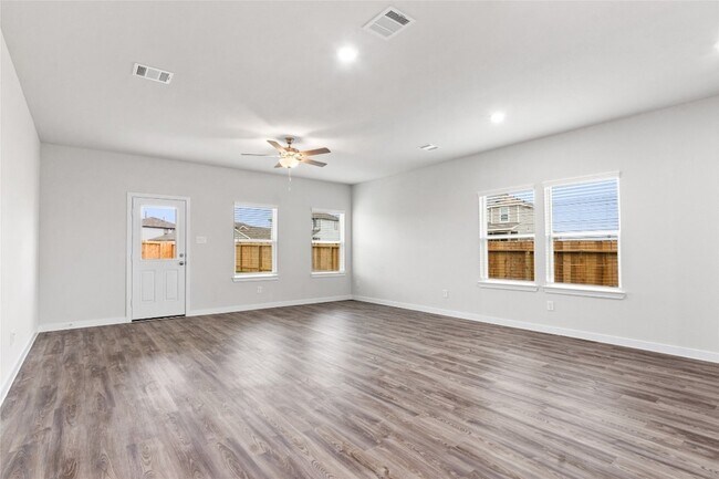 Building Photo - 30223 Fledged Wing Dr