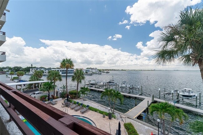 Building Photo - 5700 Mariner St