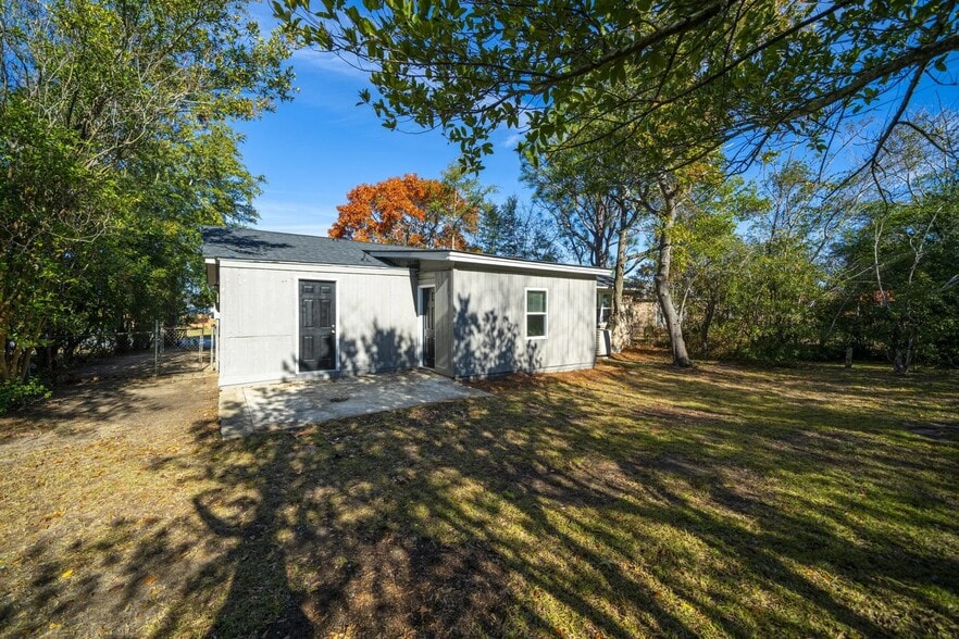 Building Photo - 2839 Glenn Hills Cir