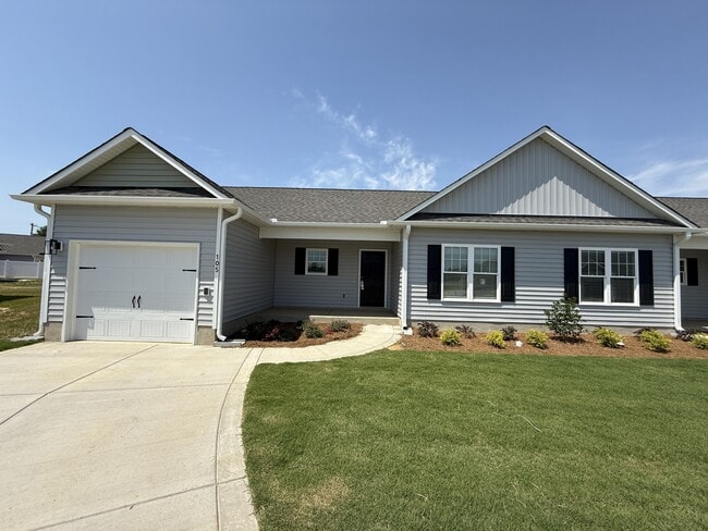 Primary Photo - 105 Berkshire Cir