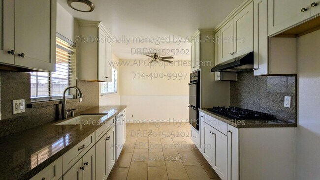 Building Photo - 13392 Dawn Ave