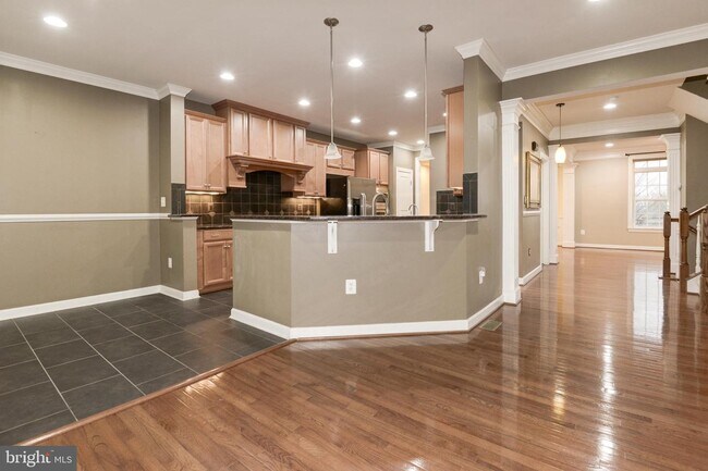 Building Photo - 24951 Avonlea Dr