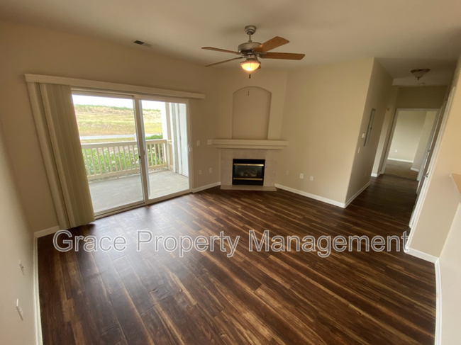 Building Photo - 4645 Hahns Peak Dr