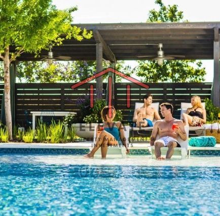 Building Photo - 724 4th St