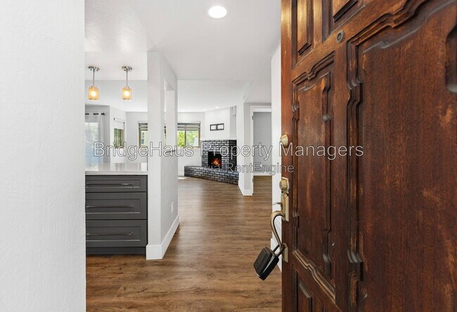 Building Photo - 4055 Falcon St
