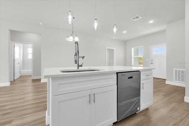 Building Photo - 3935 SW 151st Pl