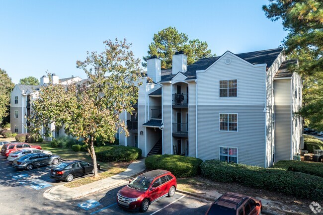 Building Photo - Waters Edge at Harbison