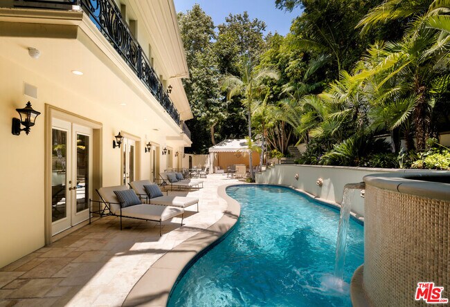Building Photo - 1350 Benedict Canyon Drive