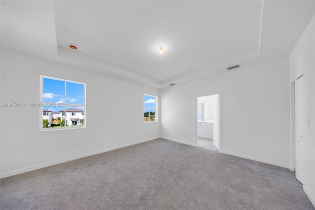 Building Photo - 2448 SE 27th Terrace