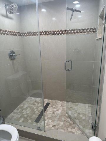 Building Photo - 2201 White Pine Cir