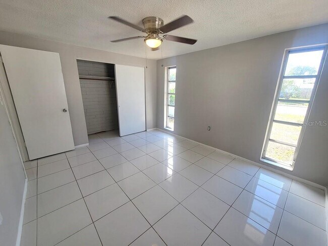 Building Photo - 10114 Old Orchard Lane