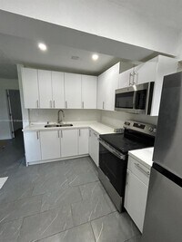 Building Photo - 1810 NW 34th St
