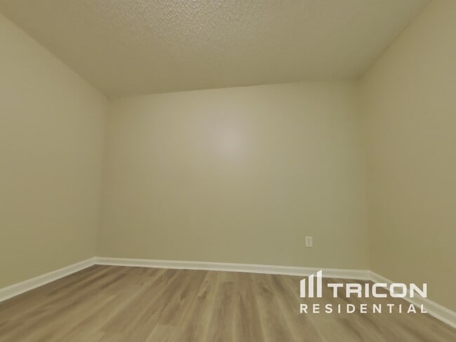 Building Photo - 6320 Holborne Ln