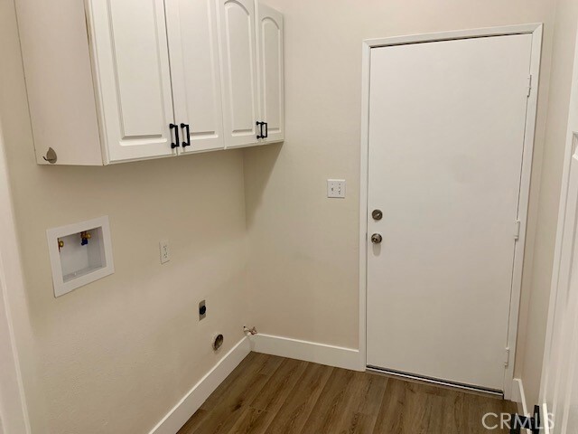 Building Photo - 558 Rembrandt Dr