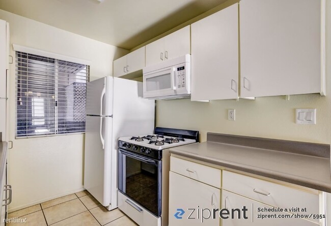 Building Photo - 2 br, 2 bath Condo - 9920 Jordan Ave, Chat...